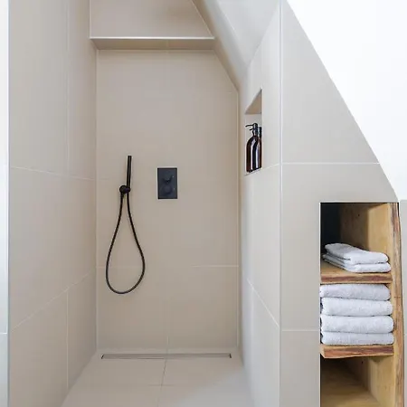 招待所 99 Lifestyle