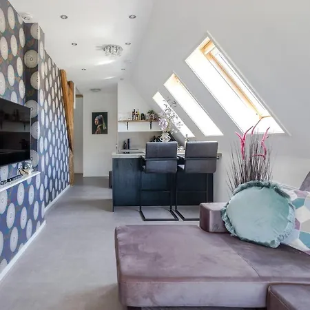 99 Lifestyle 3* Zwaag